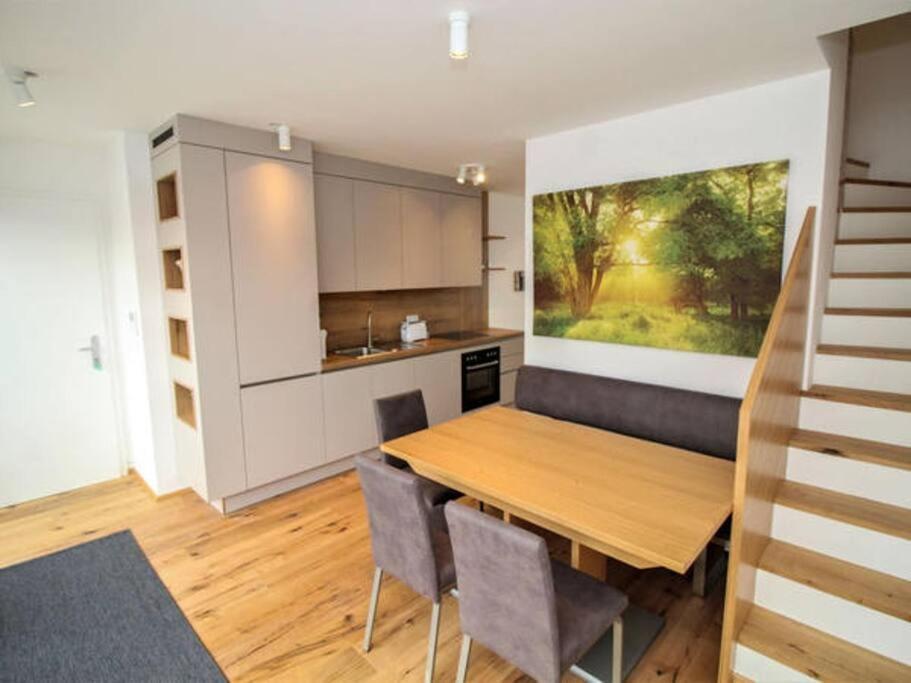 Luxury 2-Floor Rooftop Apartment With Terrace In The City Center Виена Екстериор снимка